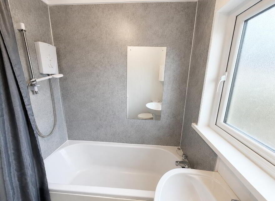 89 Tirowen Drive, Lisburn, BT28 1RY