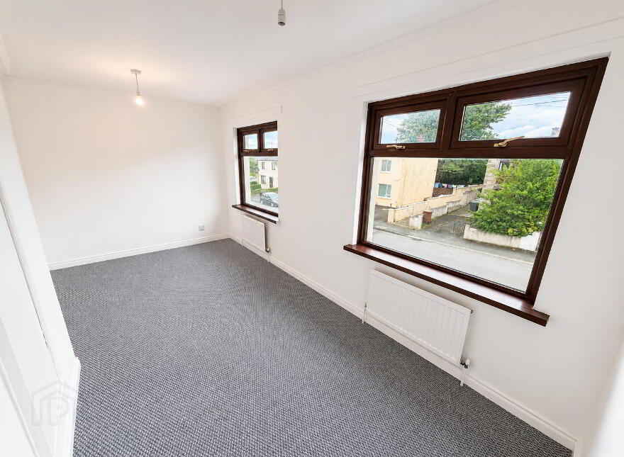 89 Tirowen Drive, Lisburn, BT28 1RY