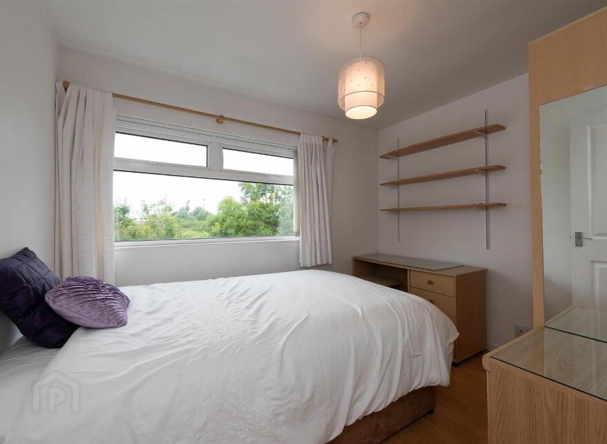 16 Thorndale Park, Carryduff, Belfast, BT8 8HZ