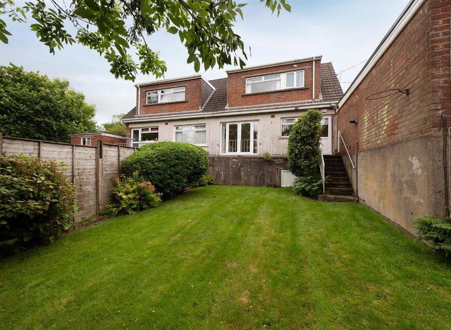 16 Thorndale Park, Carryduff, Belfast, BT8 8HZ
