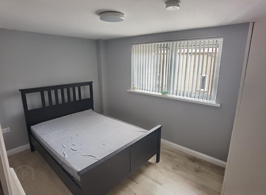 Unit B, 96 Sandy Row, Donegall Road, Belfast South, Belfast, BT12 5EX