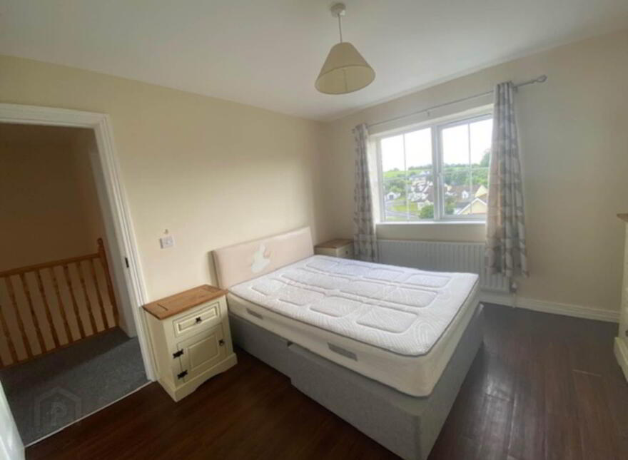 33 Stewarts Court, Lennon Grove, Ramelton, F92CF7D