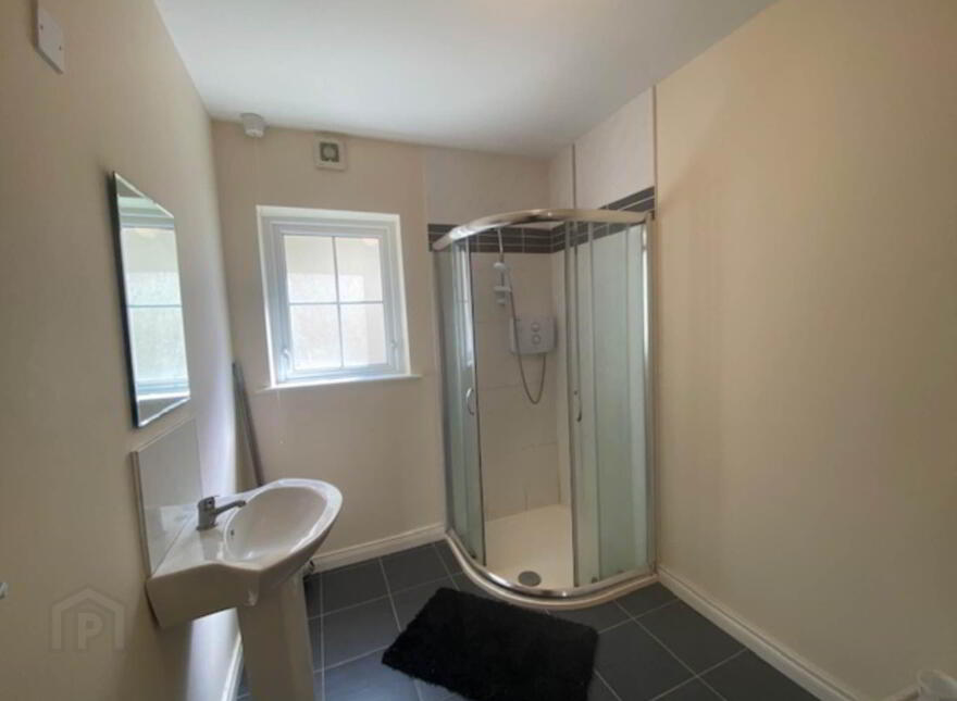 33 Stewarts Court, Lennon Grove, Ramelton, F92CF7D