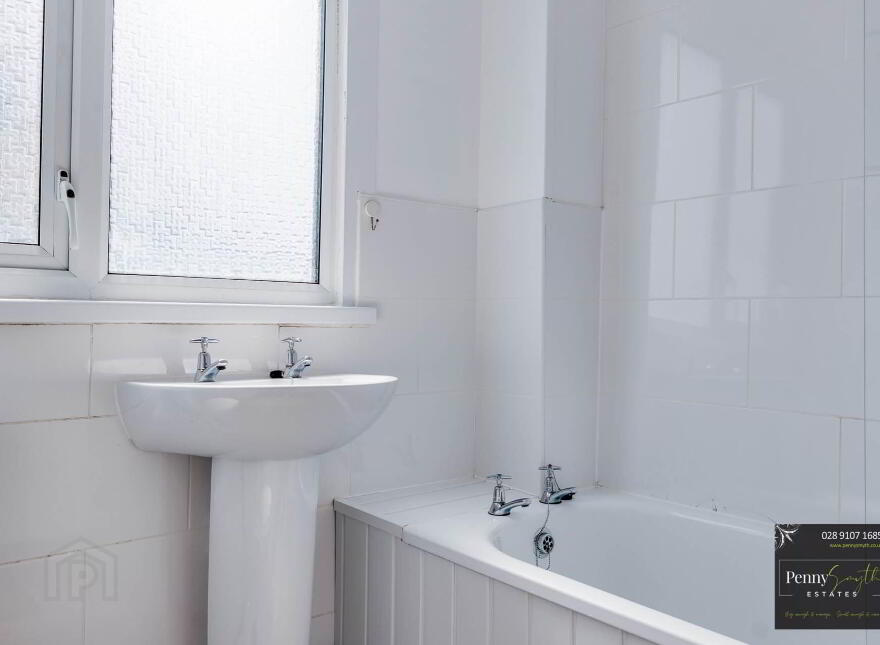 13 Ballyhenry Drive, Newtownabbey, BT36 5BD