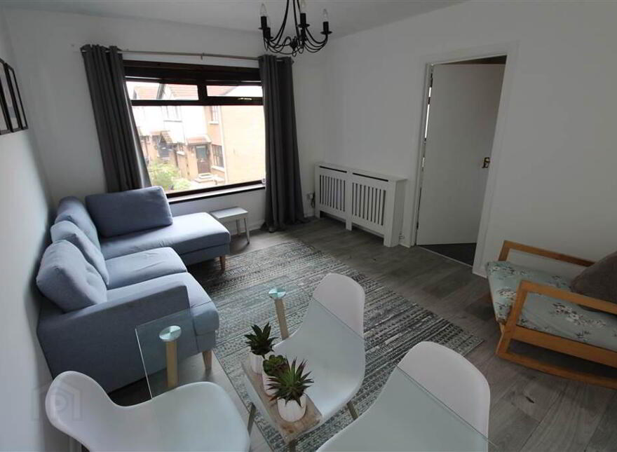 24 Belmont Grange, Belfast, BT4 2AF