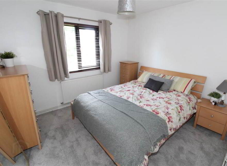 24 Belmont Grange, Belfast, BT4 2AF
