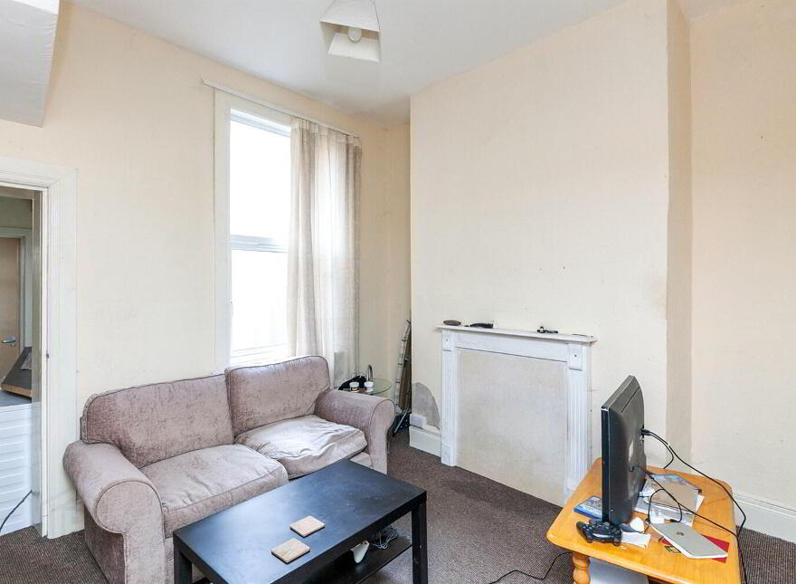 Apt 2, 27 Wolseley Street, Belfast, BT7 1LG