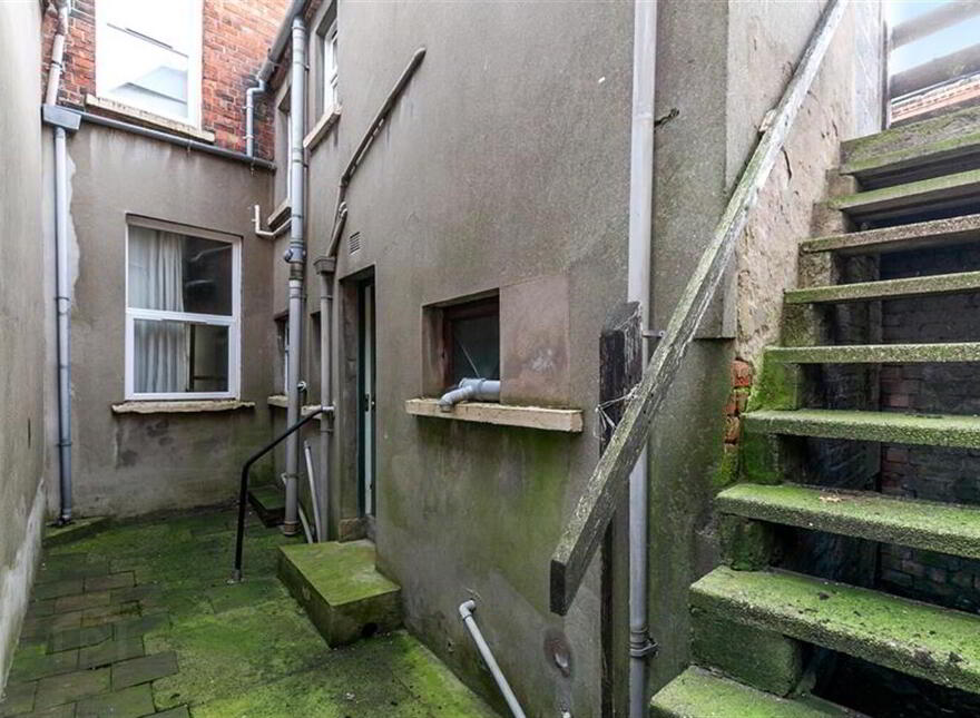 Apt 2, 27 Wolseley Street, Belfast, BT7 1LG