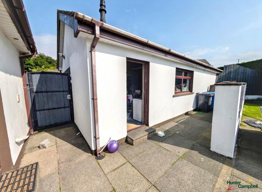 7 White Gables, Larne, BT40 3EL
