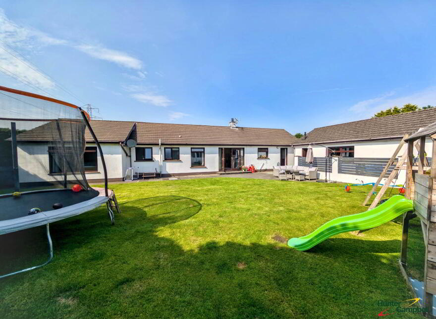 7 White Gables, Larne, BT40 3EL
