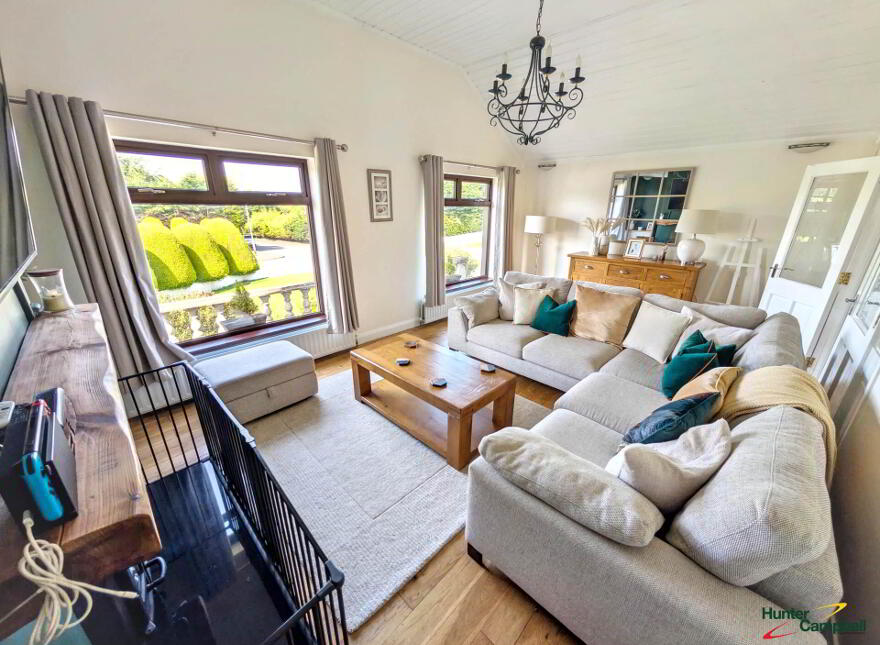 7 White Gables, Larne, BT40 3EL