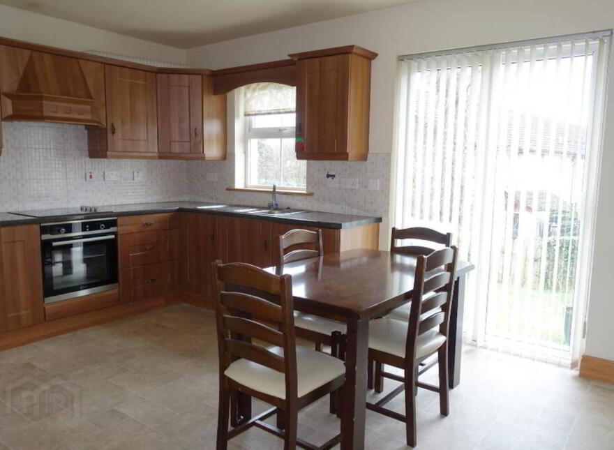 5 Mullagreenan Court, Roslea, Enniskillen, BT92 7PR