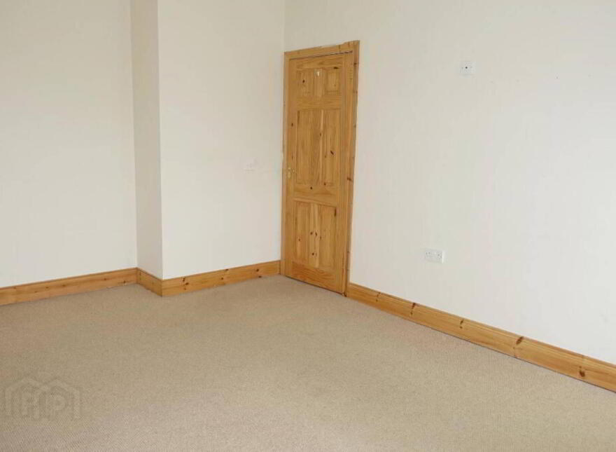 5 Mullagreenan Court, Roslea, Enniskillen, BT92 7PR