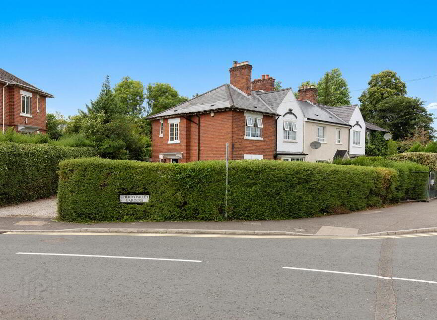 54 Cherryvalley Gardens, Belfast, BT5 6PQ