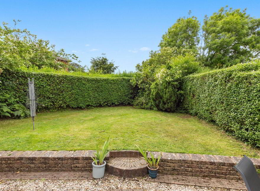 54 Cherryvalley Gardens, Belfast, BT5 6PQ
