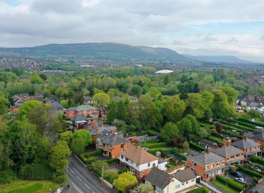 79 Upper Dunmurry Lane, Dunmurry, Belfast, BT17 0QD