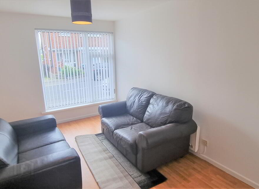 7 Sandhurst Court, Belfast, BT9 5BA