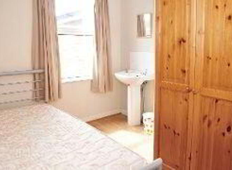 52 Melrose Street, Belfast, BT9 7DN