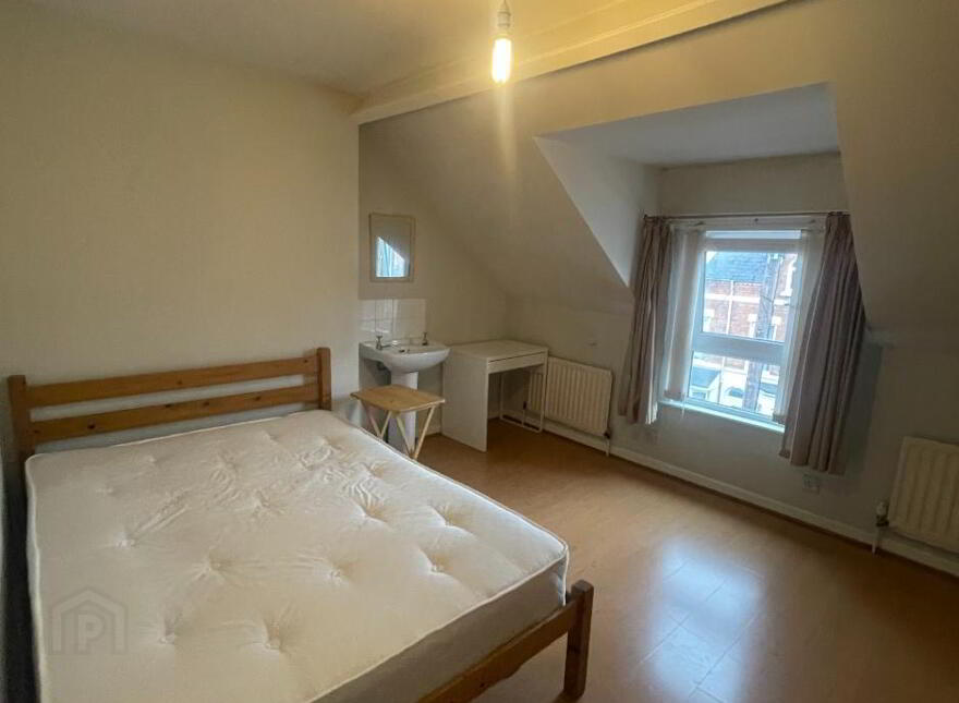 52 Melrose Street, Belfast, BT9 7DN