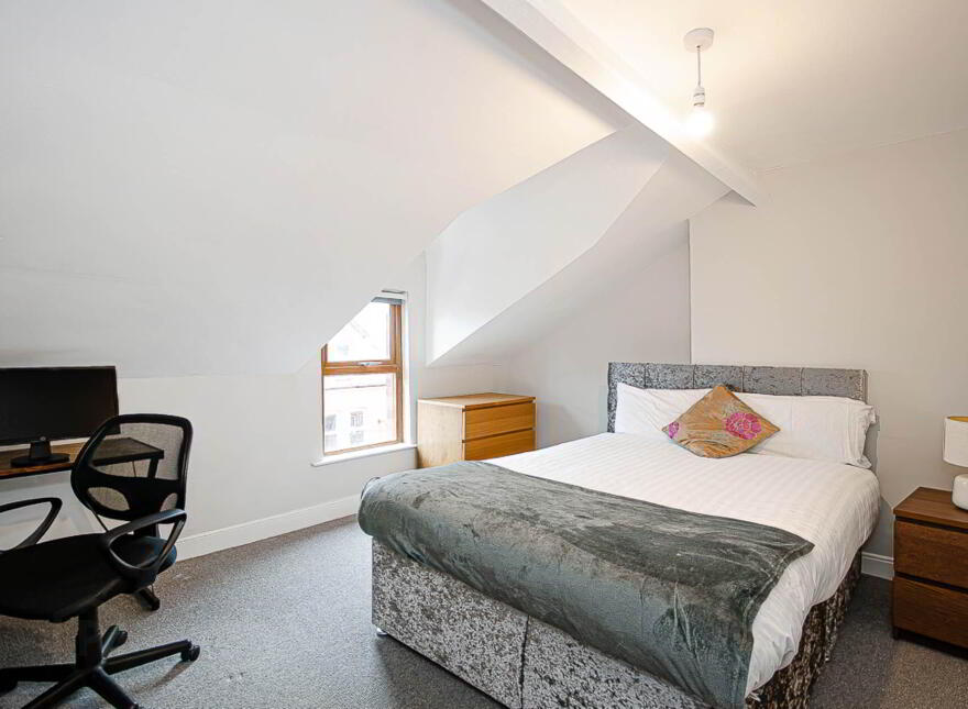 3 Delaware Street, Ravenhill, Belfast, BT6 8ET