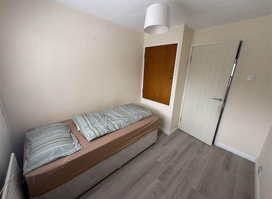 51 Hillhall Park, Lisburn, BT27 5DF
