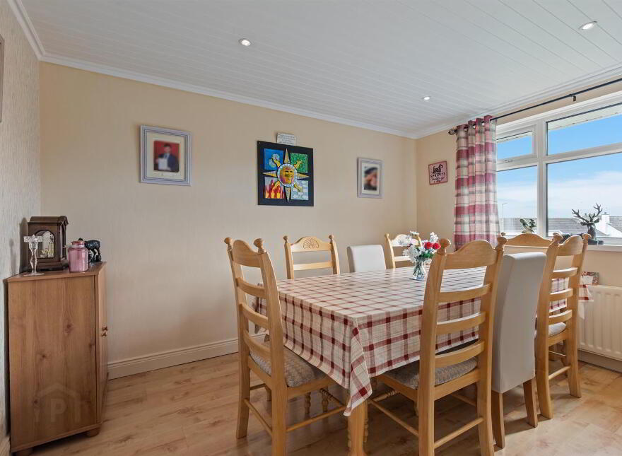 4 Benowen, Killyleagh, Downpatrick, BT30 9TS