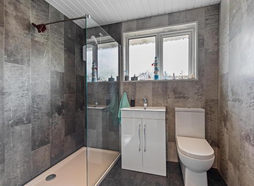 4 Benowen, Killyleagh, Downpatrick, BT30 9TS