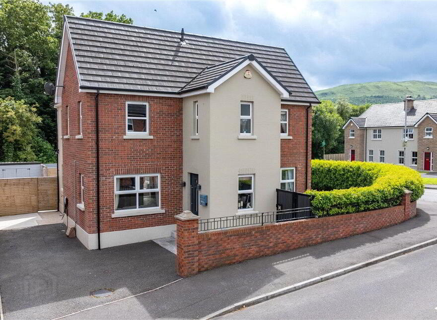 26 Lis Ard Court, Newry, BT35 8WS