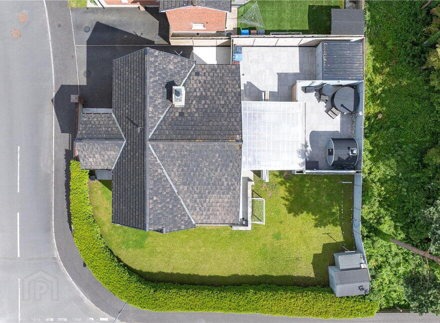 26 Lis Ard Court, Newry, BT35 8WS