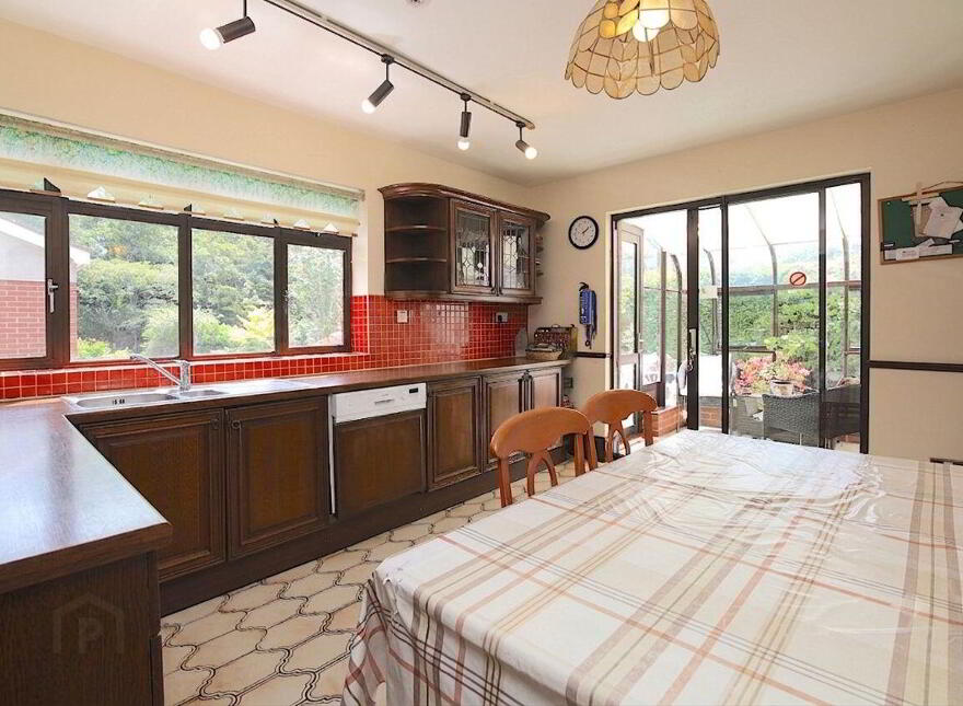 Derry Ronane, 71 Howth Road, Clontarf, Clontarf, D03FH48
