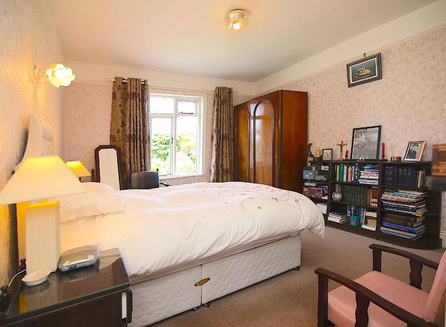 Derry Ronane, 71 Howth Road, Clontarf, Clontarf, D03FH48