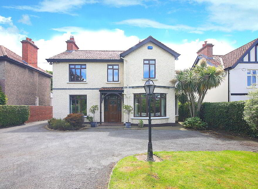 Derry Ronane, 71 Howth Road, Clontarf, Clontarf, D03FH48