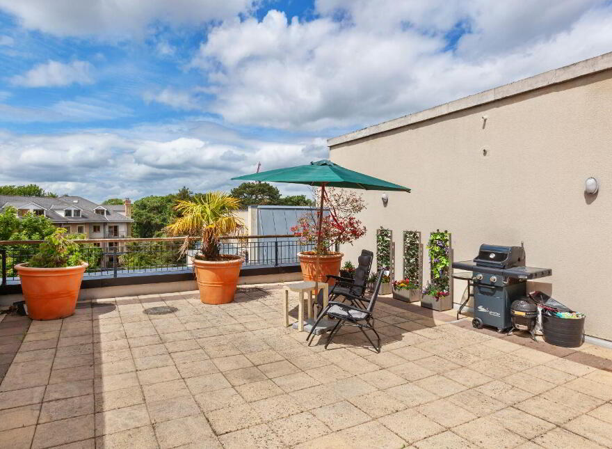 Apartment 17 Hollybrook Manor, Hollybrook Park, Clontarf, Clontarf, D03E894