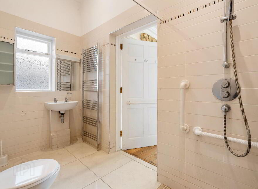 Elsinore, 28 Sandymount Avenue, Sandymount, Sandymount, D04Y880