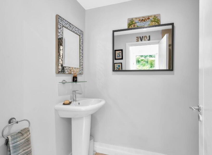 Sin, A Bhuil, Baltyboys Lower, Blessington, W91X656