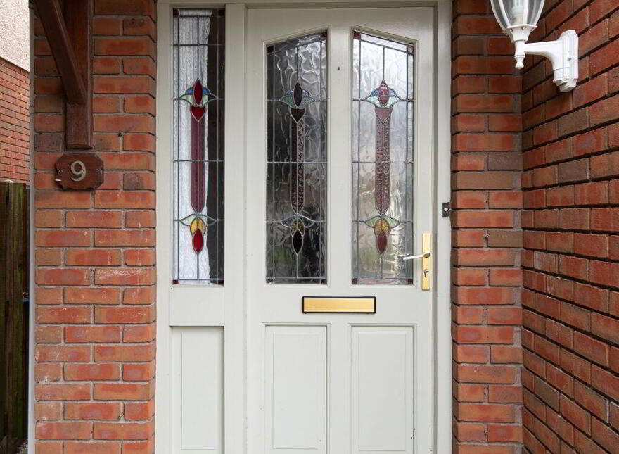 9 Larkfield Grove, Lucan, K78VY98