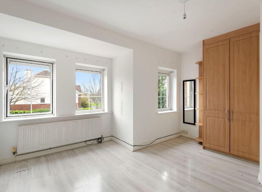 9 Larkfield Grove, Lucan, K78VY98