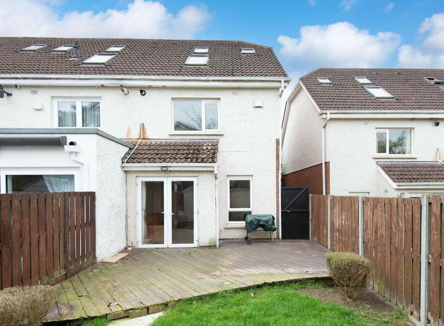 9 Larkfield Grove, Lucan, K78VY98
