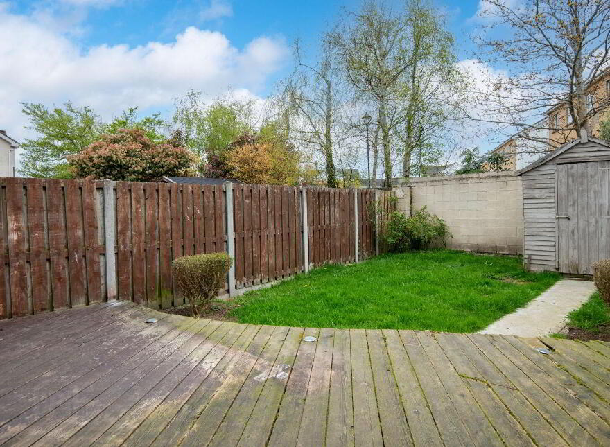 9 Larkfield Grove, Lucan, K78VY98
