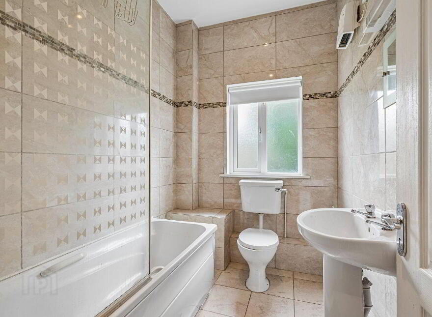 61 Charlestown Park, Finglas, Finglas, D11YV70
