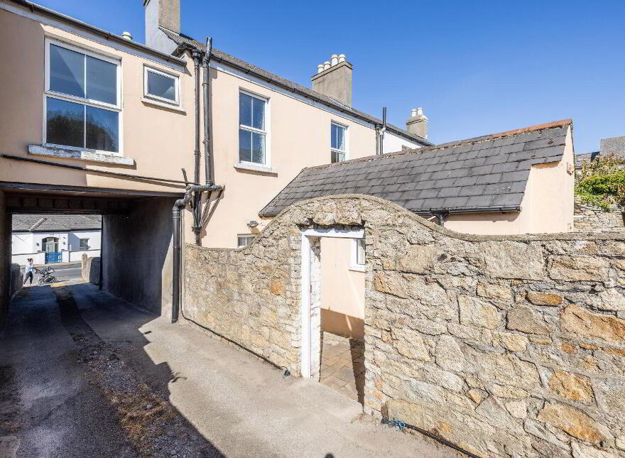 Roseville, 4 Roseville Terrace, Dundrum Road, Dundrum, Dundrum, D14R6C4