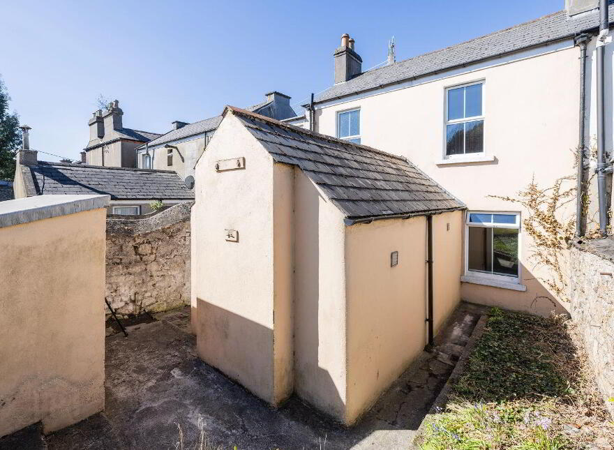Roseville, 4 Roseville Terrace, Dundrum Road, Dundrum, Dundrum, D14R6C4