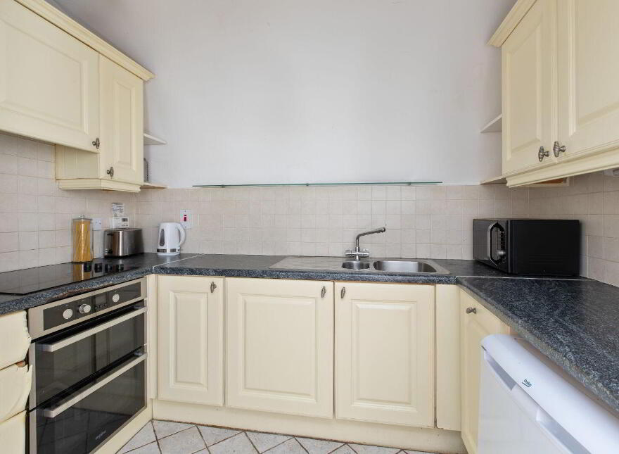 Apartment 5 Marlfield House Cabinteely, Cabinteely, D18DX60