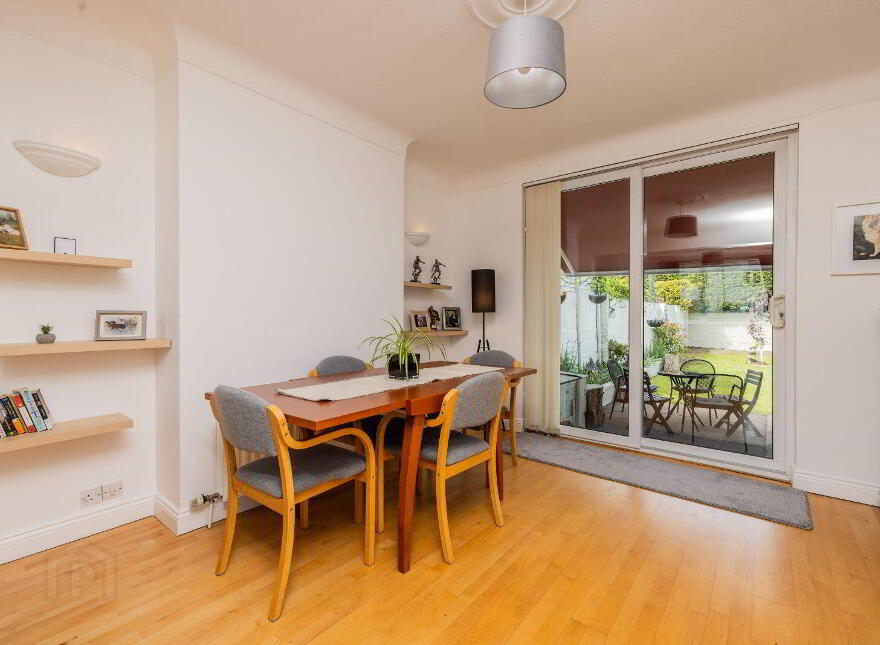 27 Landscape Park, Churchtown, D14C859