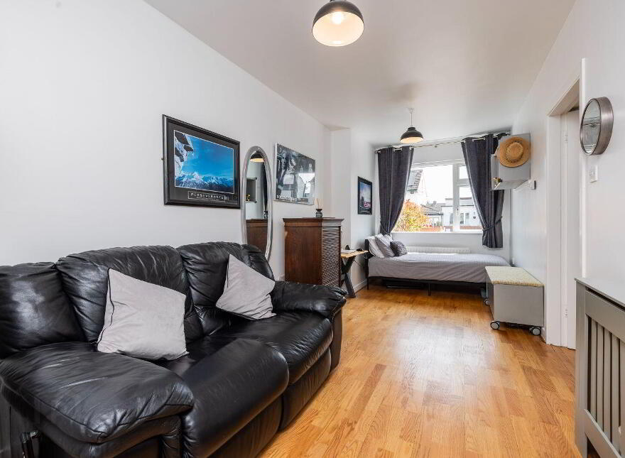 27 Landscape Park, Churchtown, D14C859