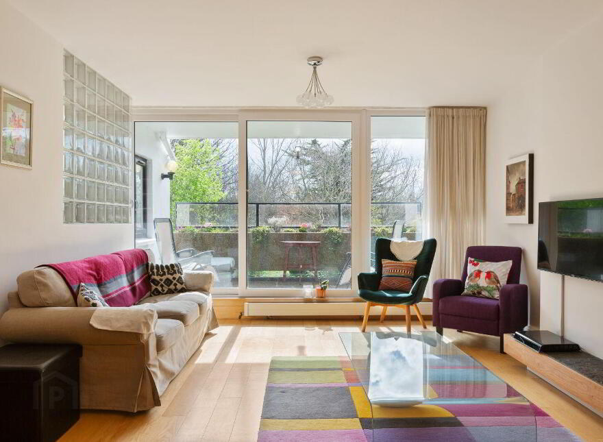 Apartment 4 Cypress, Hazeldene, Ballsbridge, Ballsbridge, D04V4F5