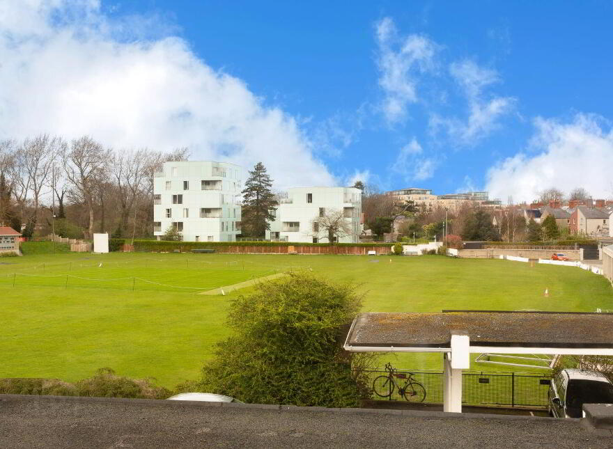 Apartment 4 Cypress, Hazeldene, Ballsbridge, Ballsbridge, D04V4F5