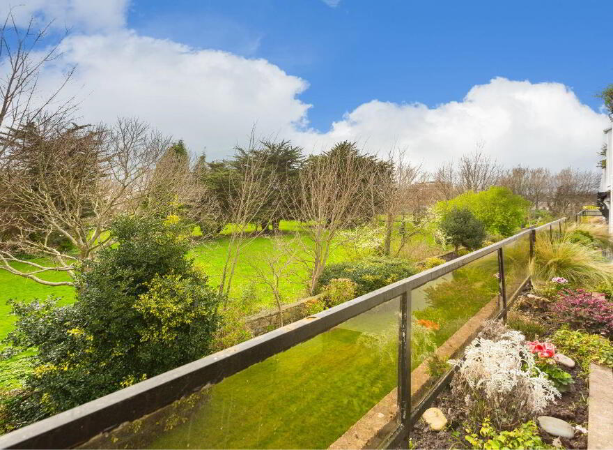 Apartment 4 Cypress, Hazeldene, Ballsbridge, Ballsbridge, D04V4F5