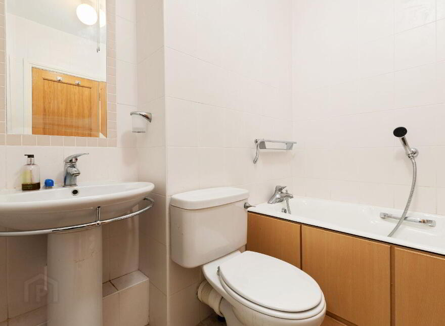 Apartment 4 Cypress, Hazeldene, Ballsbridge, Ballsbridge, D04V4F5