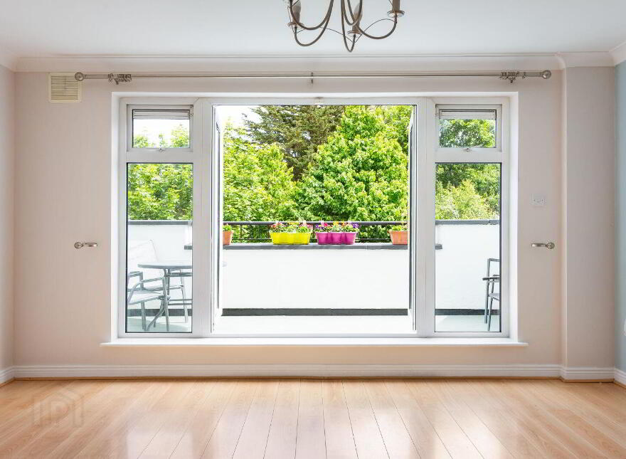 12 Mounttown Villas, Mounttown Road Lower, Dún Laoghaire, Dun Laoghaire, A96PX48